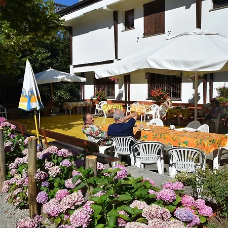 Rifugio Montecucco Hotel Piampaludo