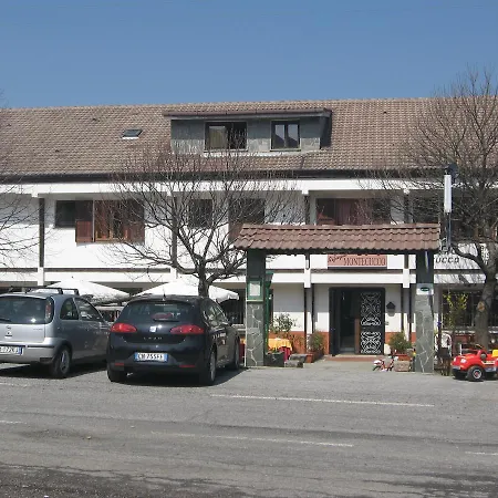 Rifugio Montecucco Hotel 2*